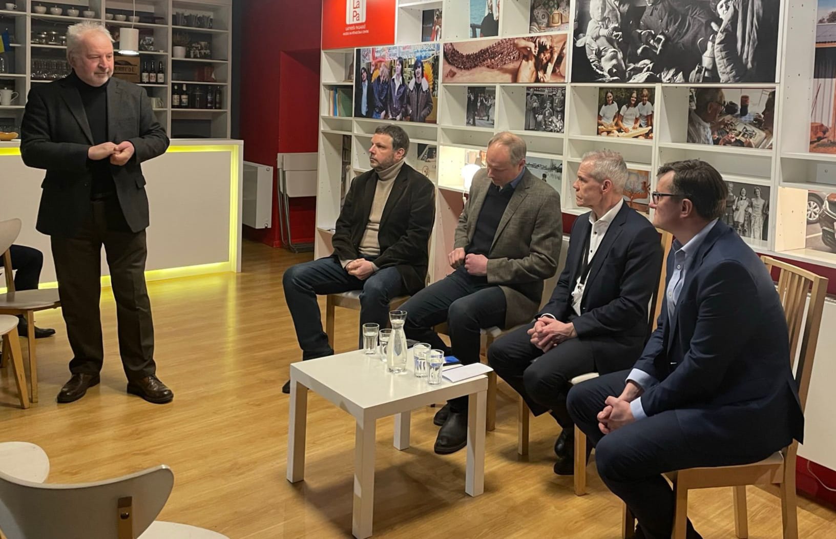 Publiskā diskusija par politiku, ekonomiku un drošību Eiropas parlamenta vēlēšanu 2024 kontekstā Pētniecības centrs "Latvieši pasaulē"